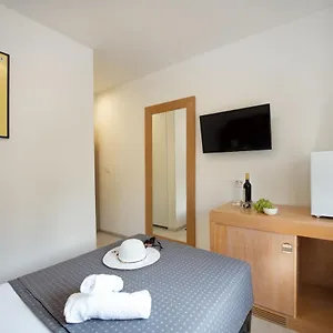 Hostel Hotel Potpican