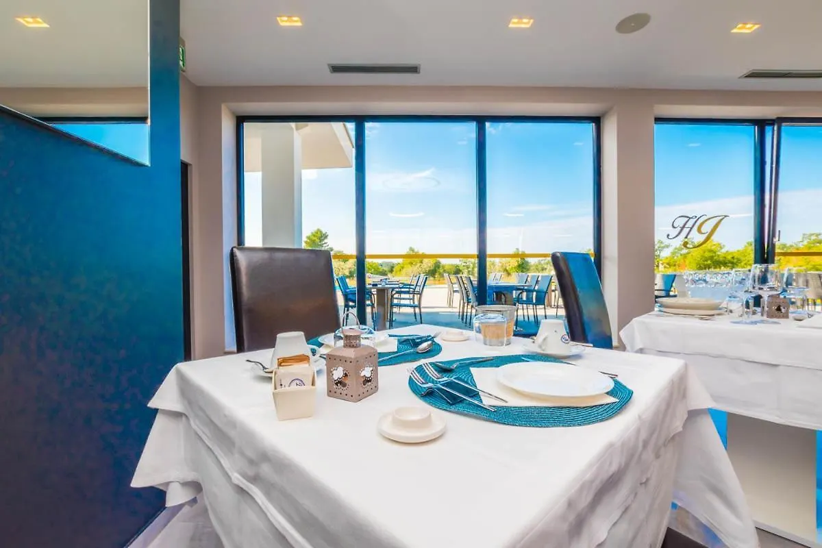 Hotel Delfin Lanterna Tar-Vabriga