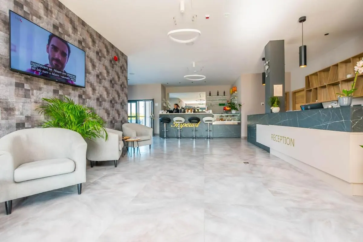 Hotel Delfin Lanterna Tar-Vabriga