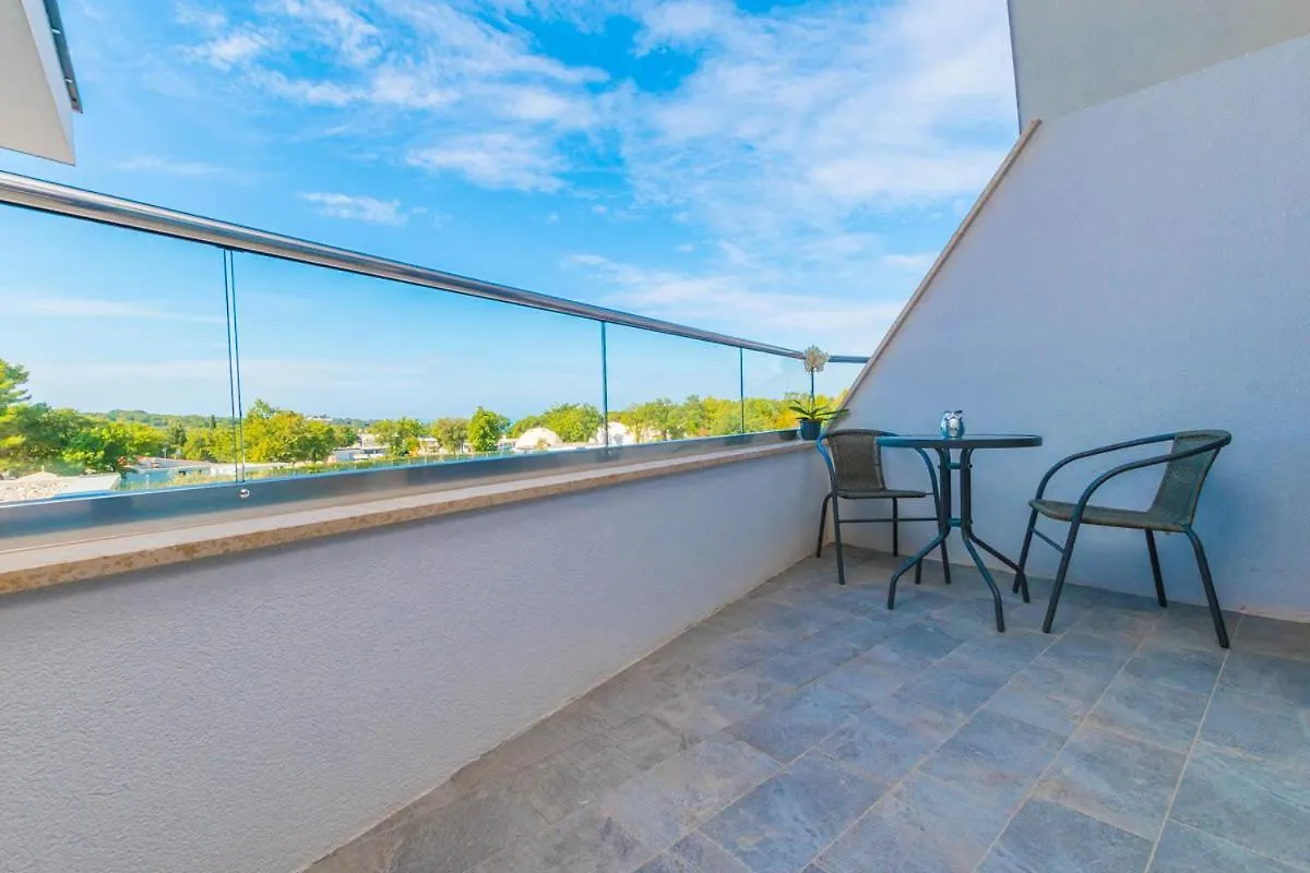 Hotel Delfin Lanterna Tar-Vabriga Croatia